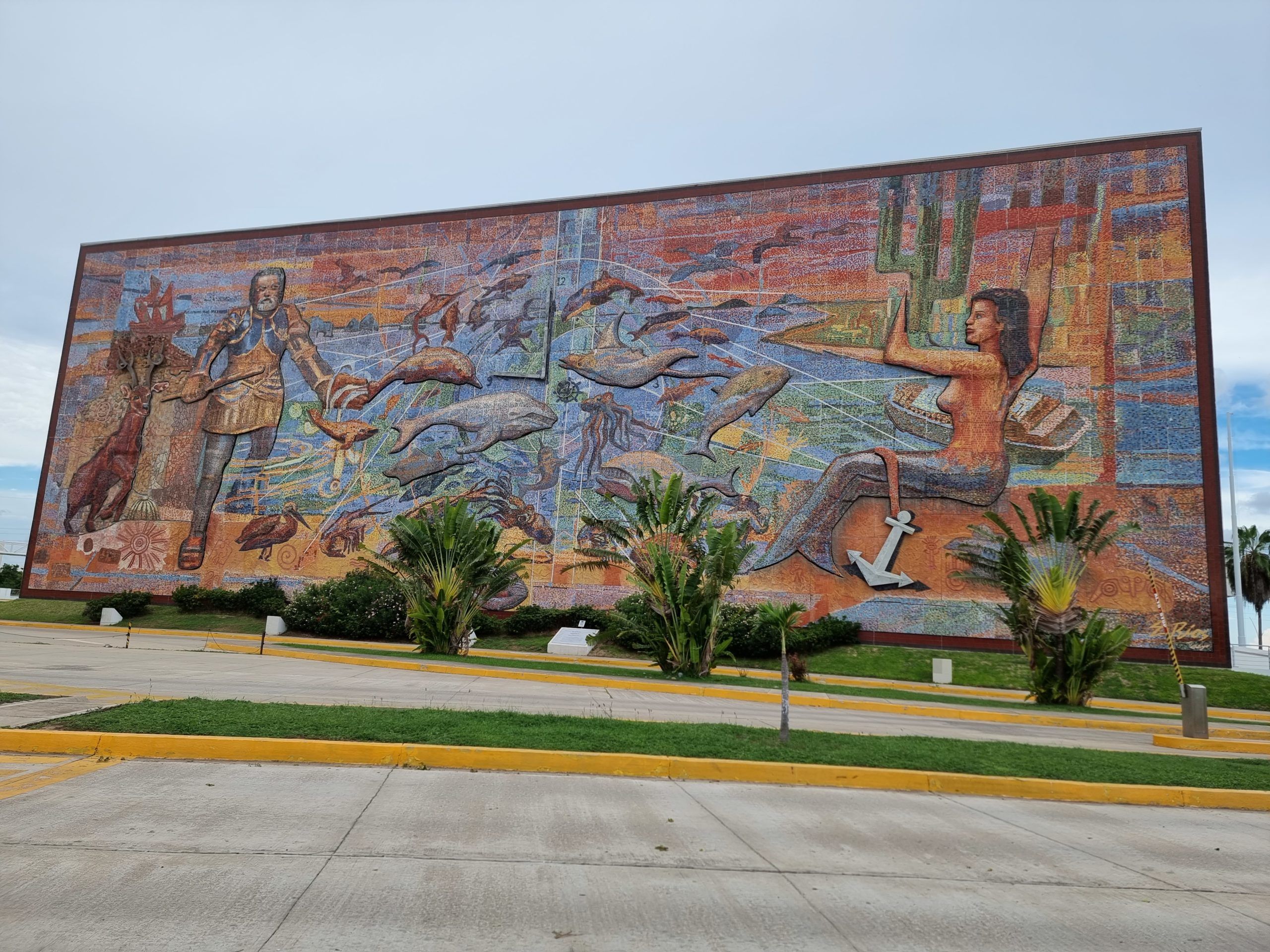 Mural-Centro-de-Convenciones-scaled.jpg